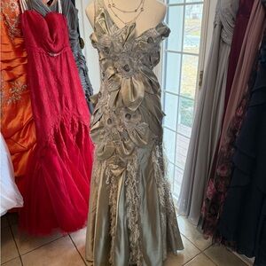 Prom dress- designer Faust - Lisbon handmade -Elegant Silver Floral  Gown